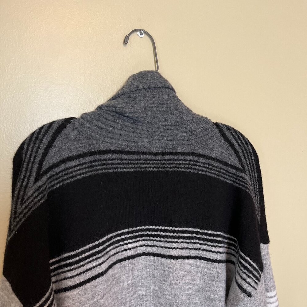 Trim True Women's Black/White/Gray Striped Cardigan Size 12-14 - Picture 5 of 9